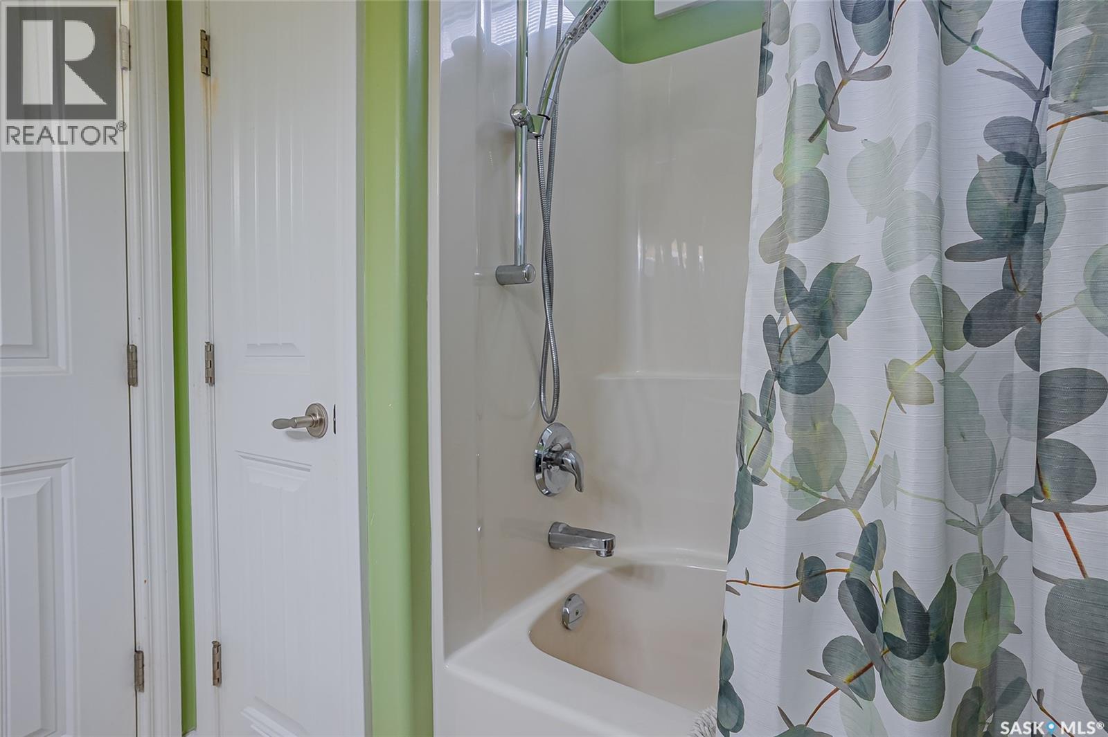 608 3rd Street N, Martensville, Saskatchewan  S0K 2T0 - Photo 25 - SK032309