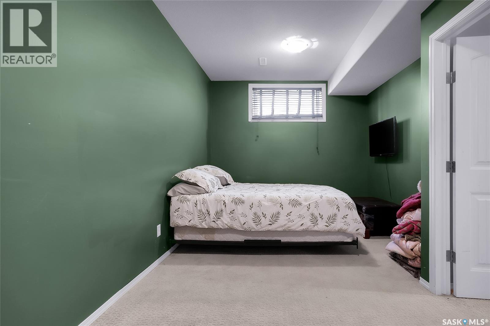 608 3rd Street N, Martensville, Saskatchewan  S0K 2T0 - Photo 32 - SK032309