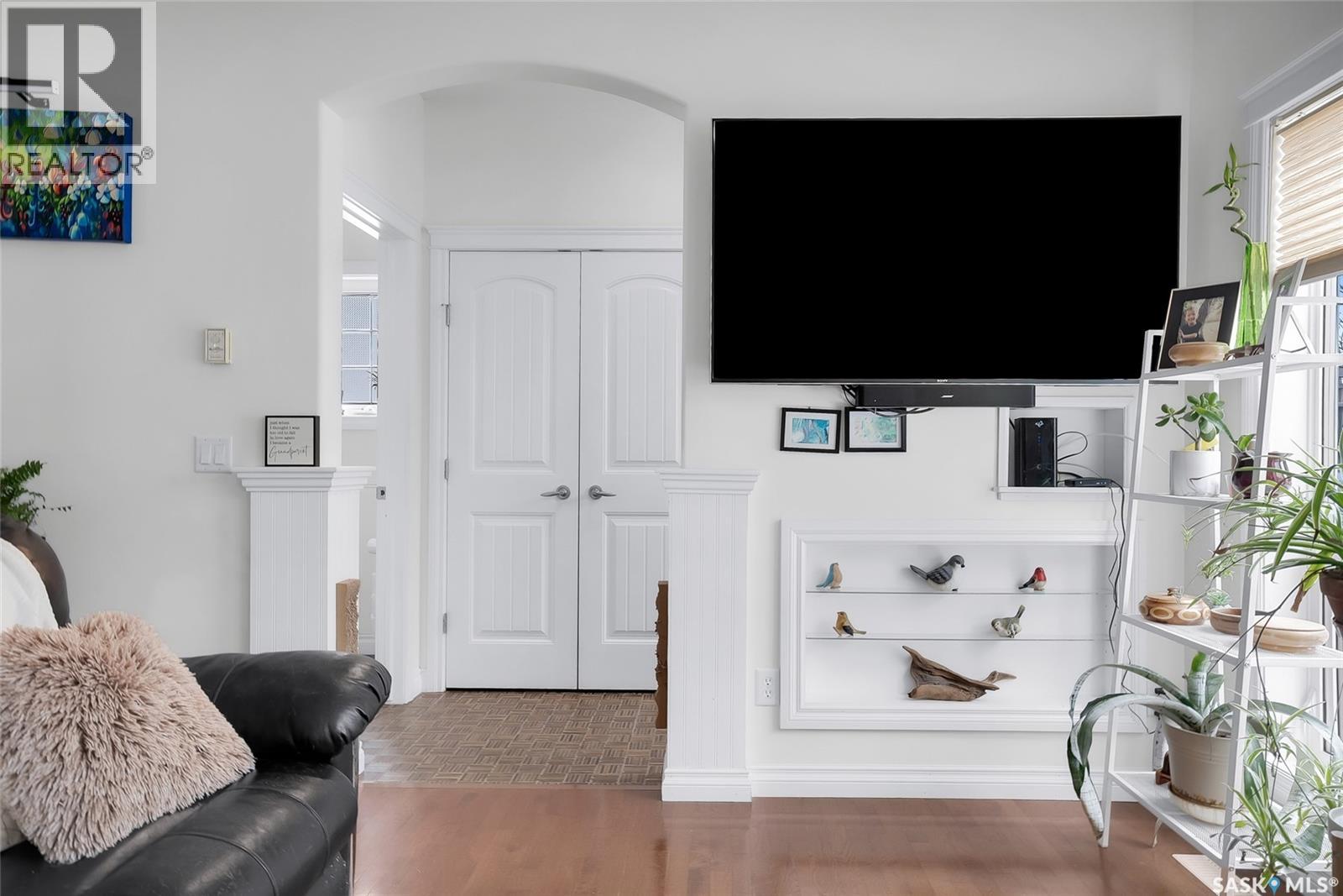 608 3rd Street N, Martensville, Saskatchewan  S0K 2T0 - Photo 8 - SK032309