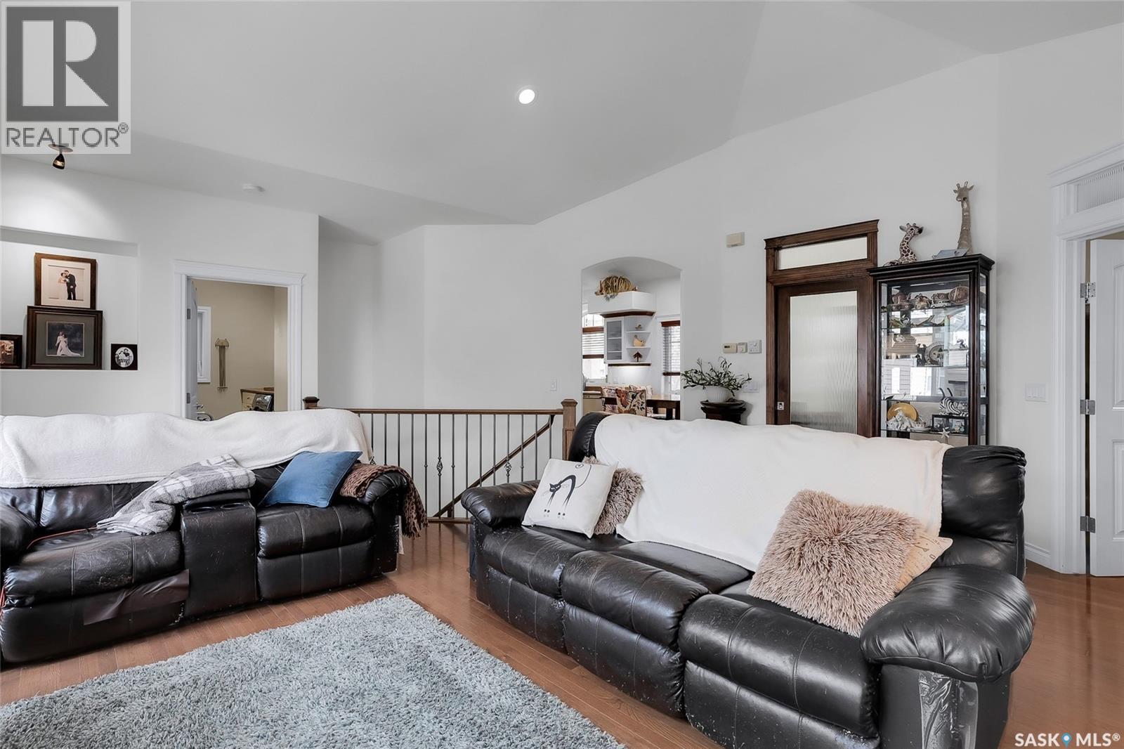 608 3rd Street N, Martensville, Saskatchewan  S0K 2T0 - Photo 9 - SK032309