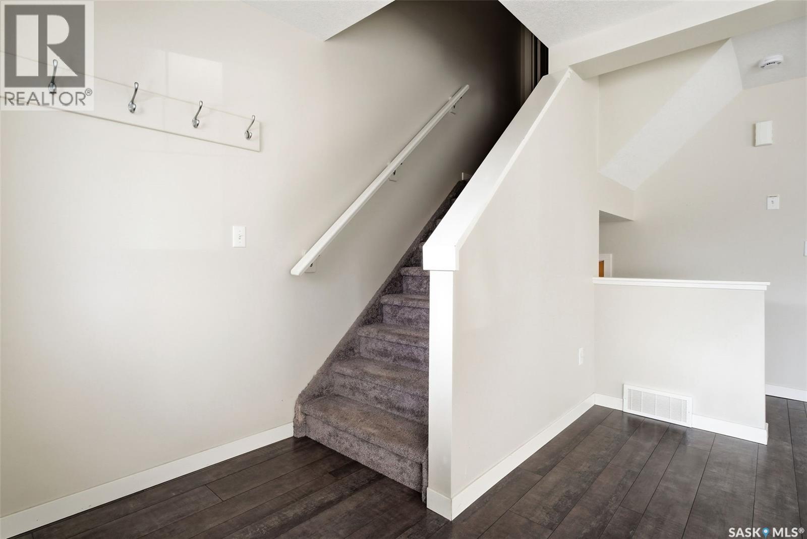 2 5752 Gordon Road, Regina, Saskatchewan  S4W 0M1 - Photo 12 - SK032271