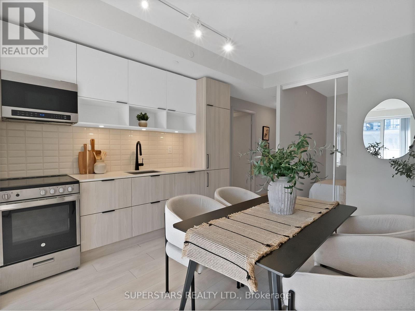 N566 - 35 Rolling Mills Road, Toronto, Ontario  M5A 0V6 - Photo 1 - C12967914