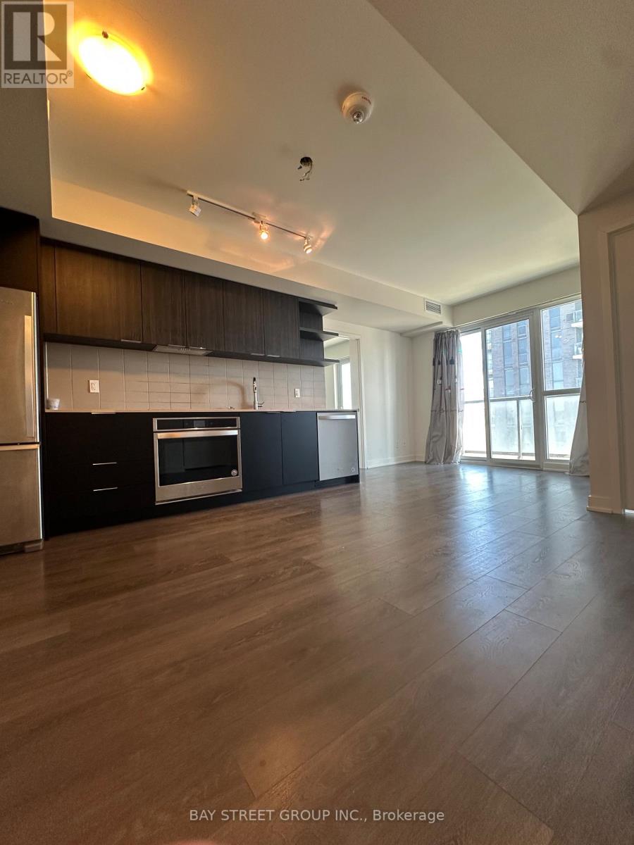 1108 - 6 Sonic Way, Toronto, Ontario  M3C 0P1 - Photo 10 - C12681762