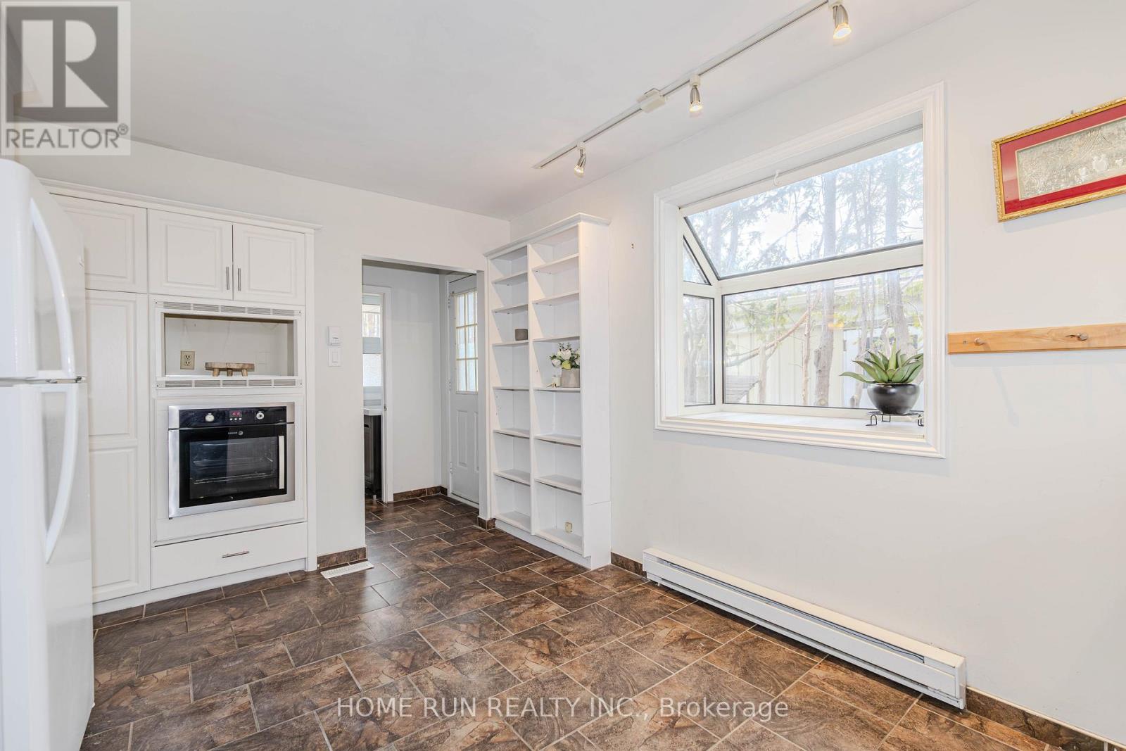 2437 Baseline Road, Ottawa, Ontario  K2C 0E3 - Photo 22 - X12969610