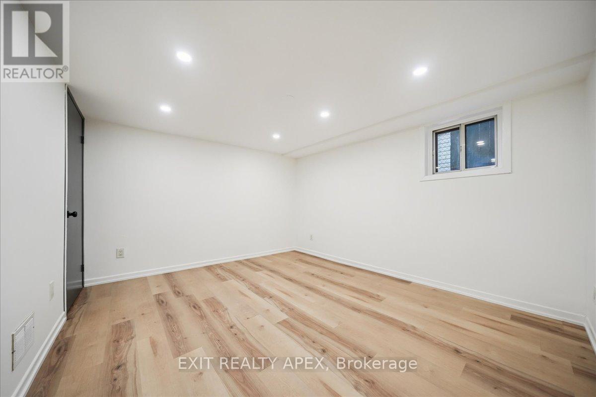 Lower Floor - 343 Greenwood Avenue, Toronto, Ontario  M4L 2R6 - Photo 12 - E12889768