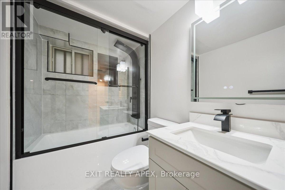 Lower Floor - 343 Greenwood Avenue, Toronto, Ontario  M4L 2R6 - Photo 8 - E12889768