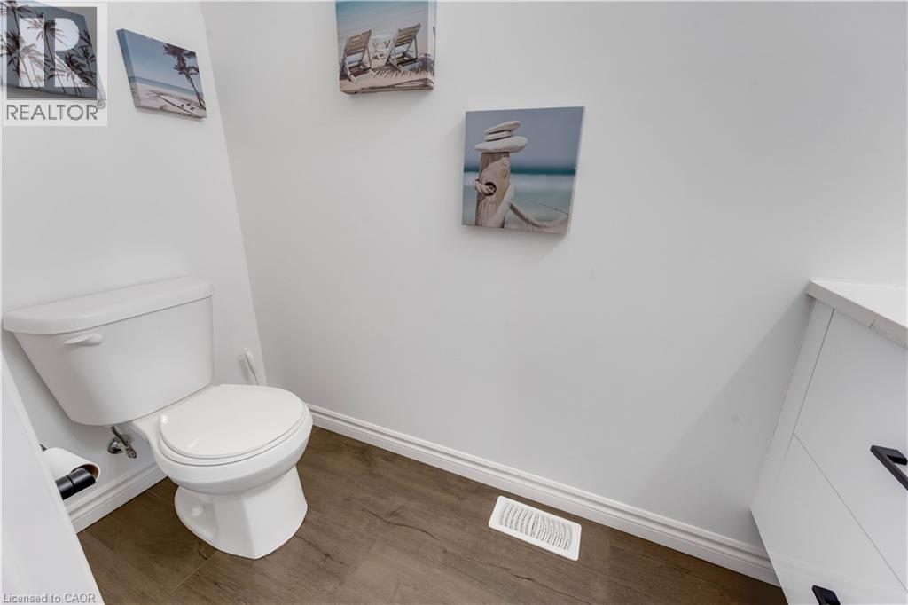 297 Middleton Avenue, London, Ontario  N6L 0E9 - Photo 5 - 40817956