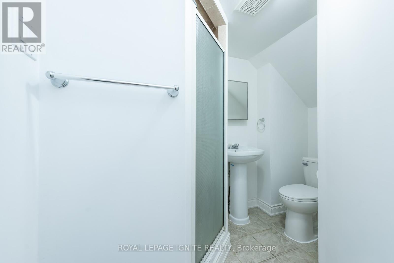 3 Todmorden Drive, Brampton, Ontario  L7A 1M5 - Photo 43 - W12952868