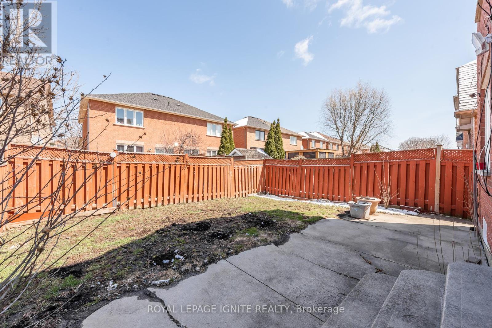 3 Todmorden Drive, Brampton, Ontario  L7A 1M5 - Photo 47 - W12952868