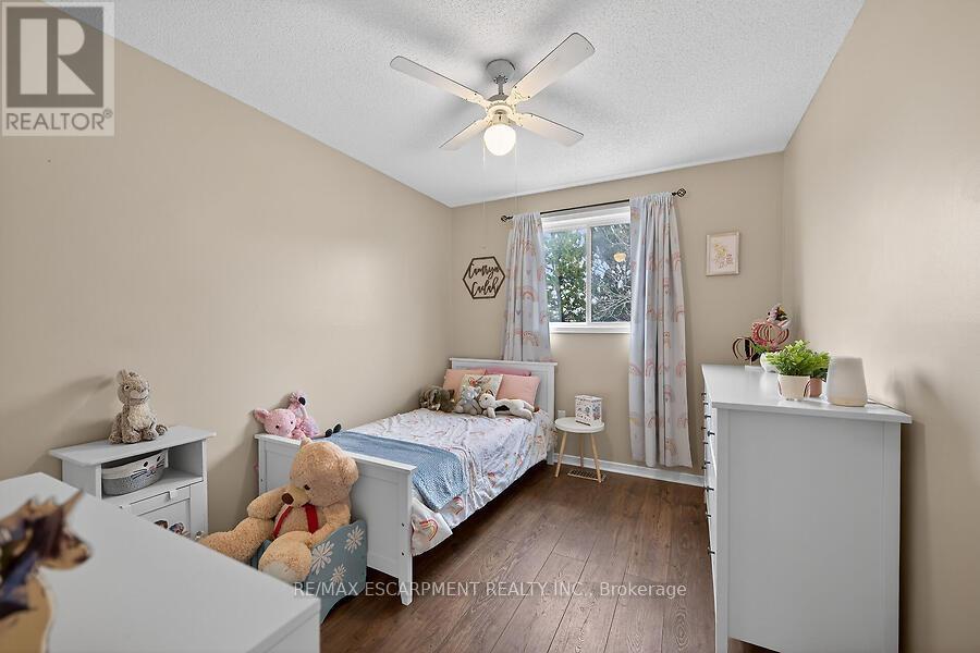 53 Pinewoods Drive, Hamilton, Ontario  L8L 2T6 - Photo 27 - X12971322