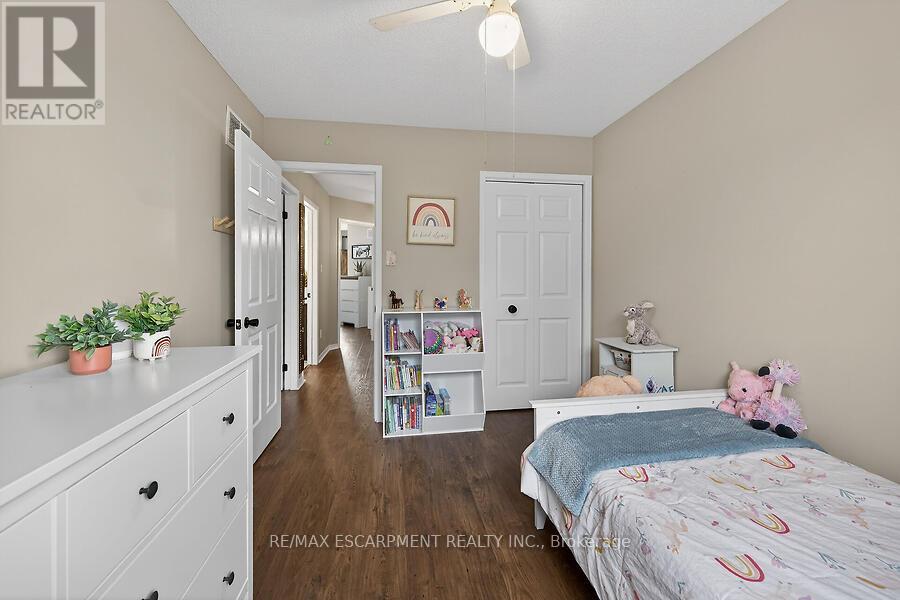 53 Pinewoods Drive, Hamilton, Ontario  L8L 2T6 - Photo 28 - X12971322