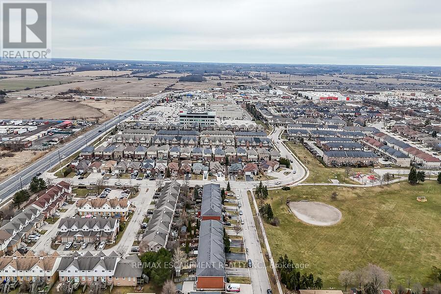 53 Pinewoods Drive, Hamilton, Ontario  L8L 2T6 - Photo 43 - X12971322