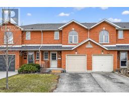 53 PINEWOODS DRIVE, Hamilton, Ontario