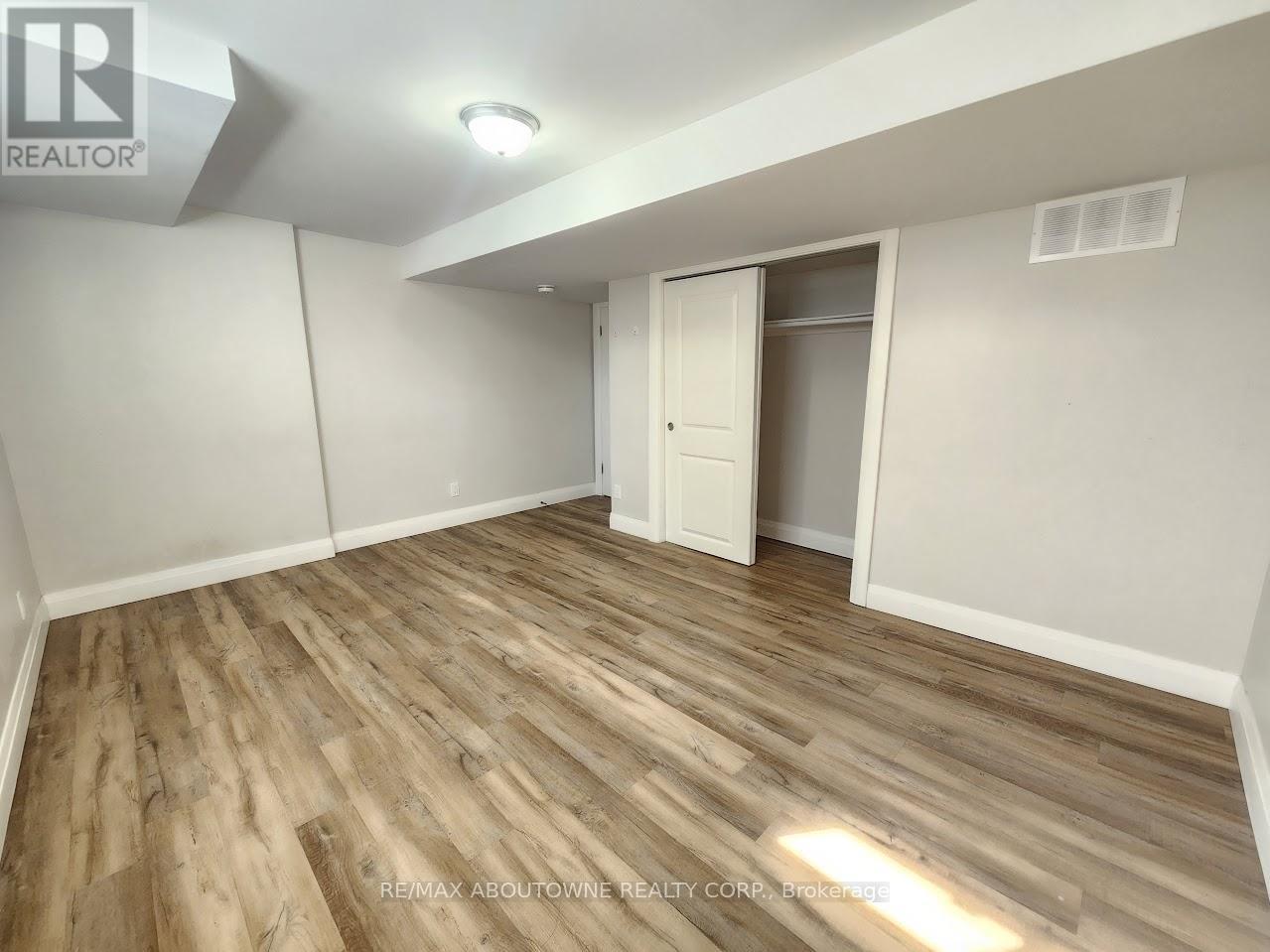 Bsmt - 366 Upper Ottawa Street, Hamilton, Ontario  L8T 3S8 - Photo 12 - X12971330