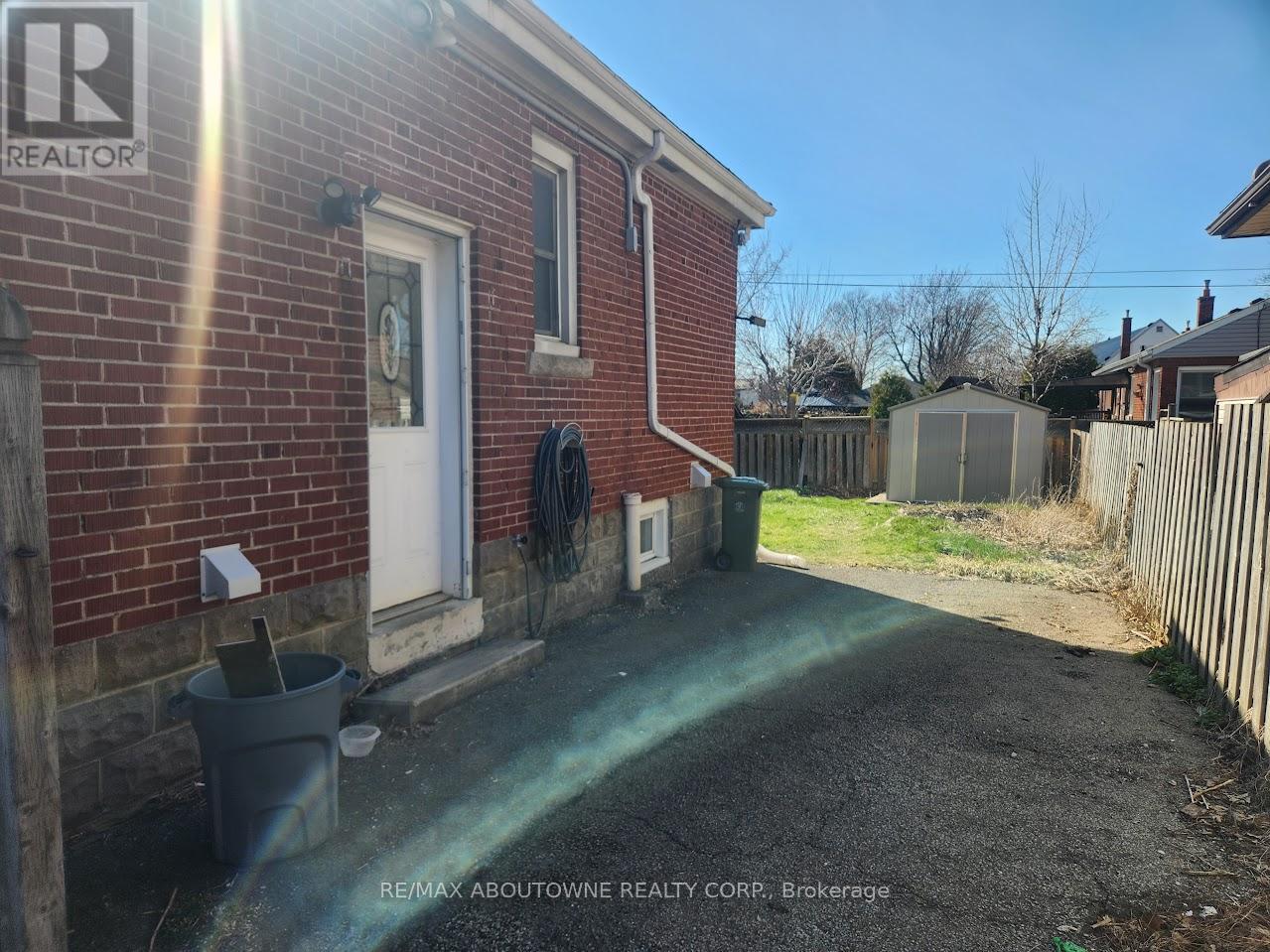 Bsmt - 366 Upper Ottawa Street, Hamilton, Ontario  L8T 3S8 - Photo 2 - X12971330