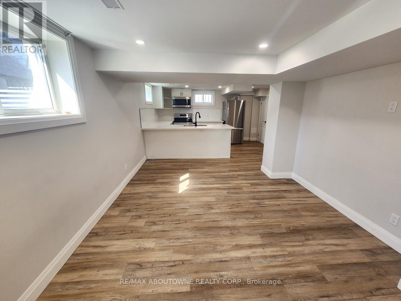 Bsmt - 366 Upper Ottawa Street, Hamilton, Ontario  L8T 3S8 - Photo 7 - X12971330