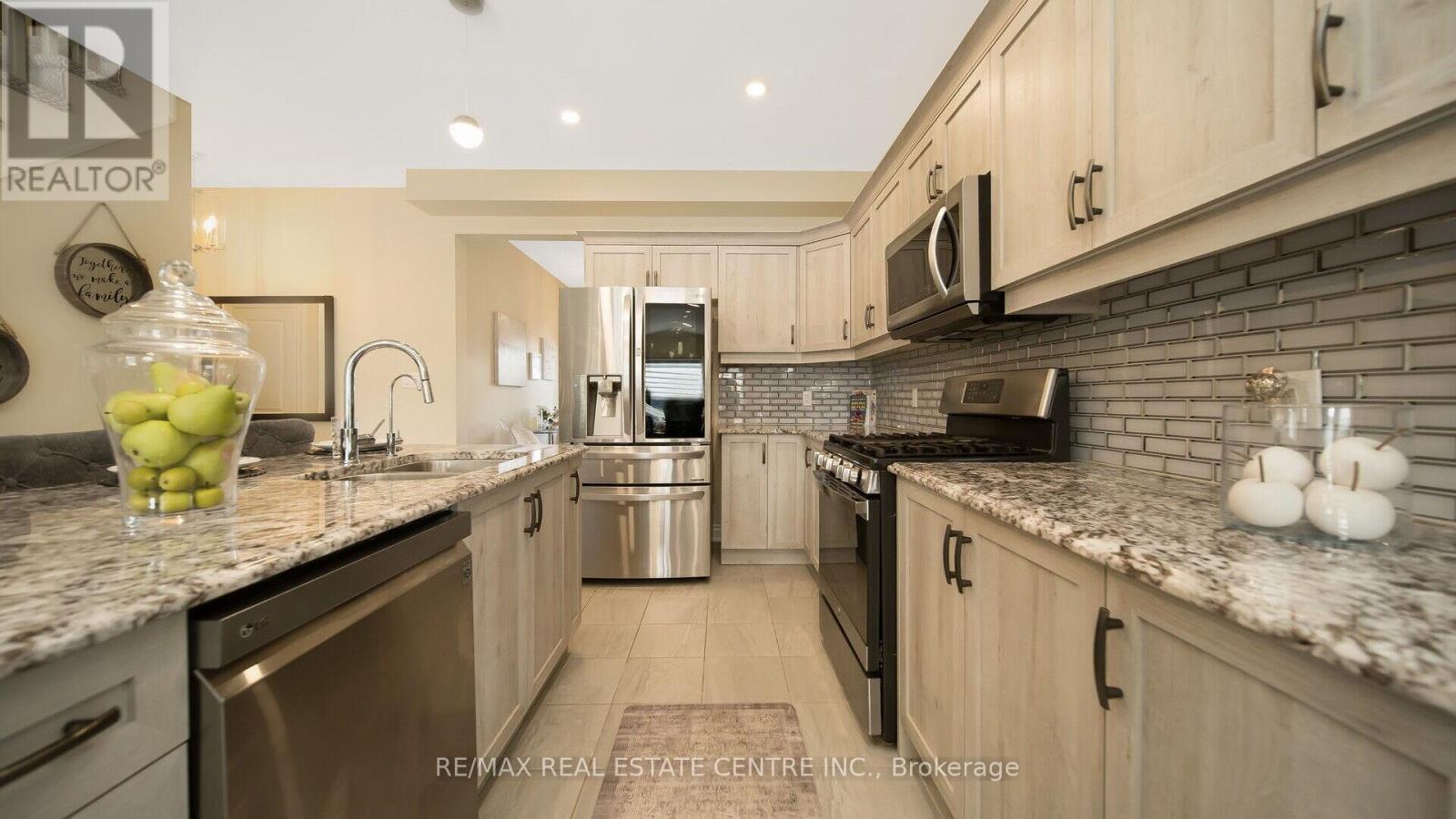 869 Burwell Street, Fort Erie, Ontario  L2A 0E3 - Photo 11 - X12971356