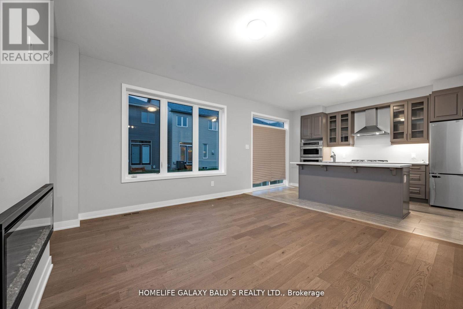 308 Crossway Terrace, Ottawa, Ontario  K2S 2Y8 - Photo 7 - X12971370