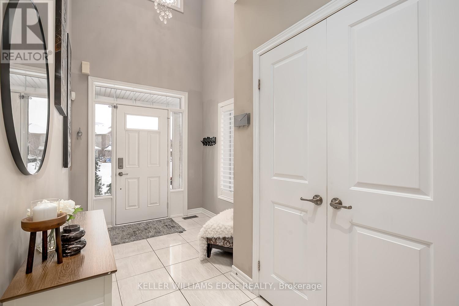 168 Echovalley Drive, Hamilton, Ontario  L8J 0H2 - Photo 11 - X12971416