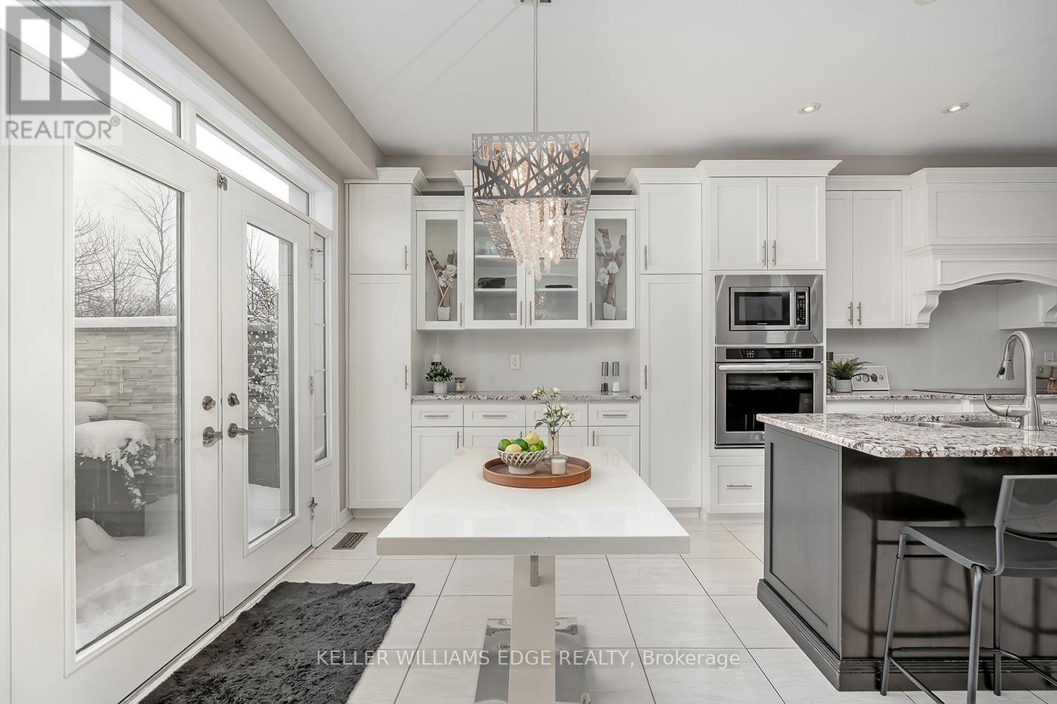 168 Echovalley Drive, Hamilton, Ontario  L8J 0H2 - Photo 19 - X12971416