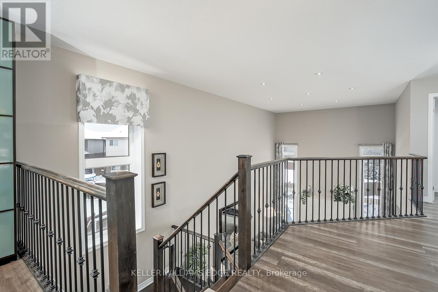 168 Echovalley Drive, Hamilton, Ontario  L8J 0H2 - Photo 27 - X12971416