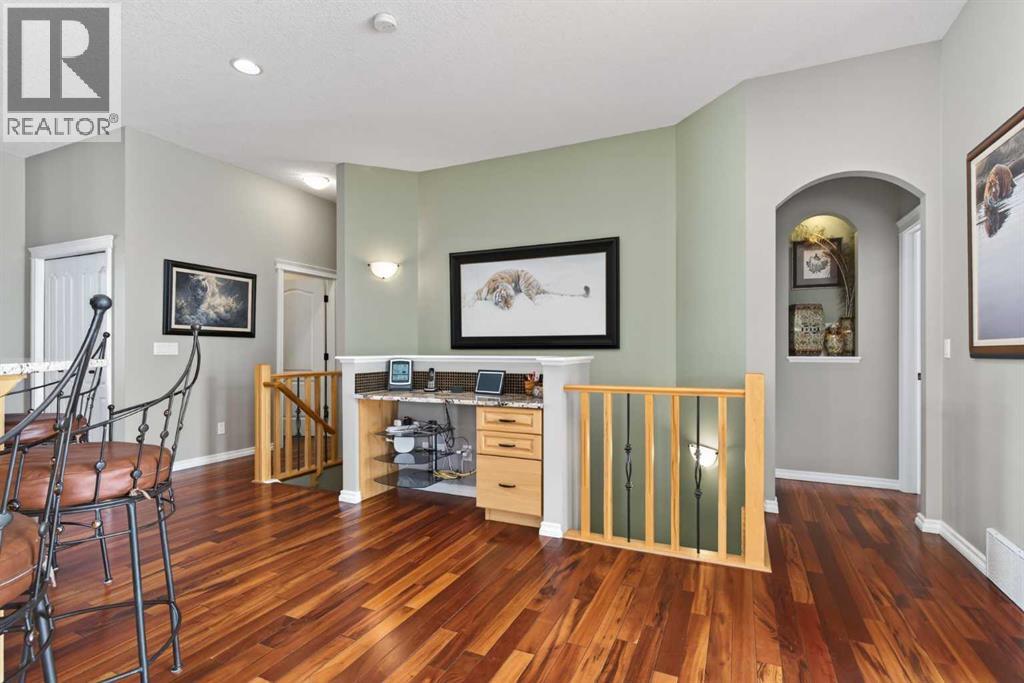 77 Crystal Green Drive, Okotoks, Alberta  T1S 2N8 - Photo 14 - A2290646