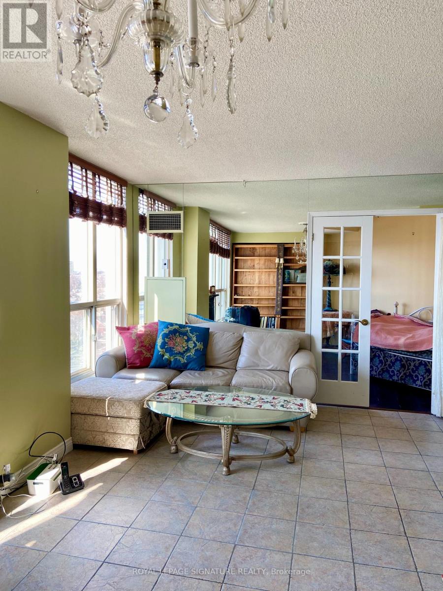 1104 - 2285 Lake Shore Boulevard W, Toronto, Ontario  M8V 3X9 - Photo 6 - W12971134