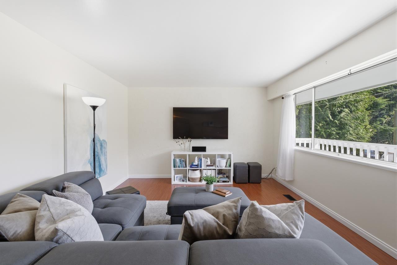 14245 Kindersley Drive, Surrey, British Columbia  V3R 5P7 - Photo 4 - R3104456