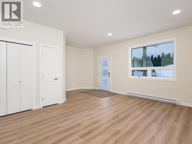 299 Witch Hazel Drive, Whitehorse, Yukon Y1A 0T9 - Photo 4 - 17156