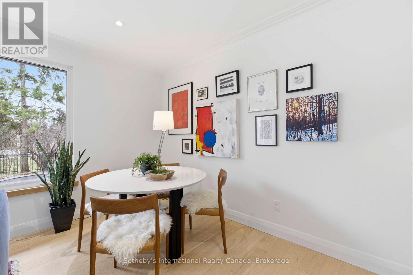 189 Forsyth Drive, Waterloo, Ontario  N2L 1A1 - Photo 14 - X12962764