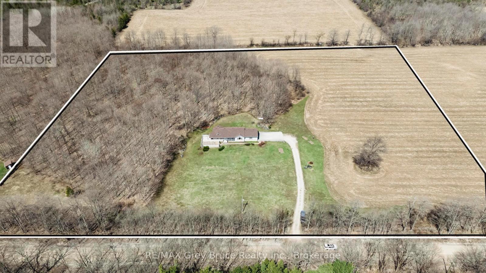720291 20 SIDE ROAD, Chatsworth, Ontario