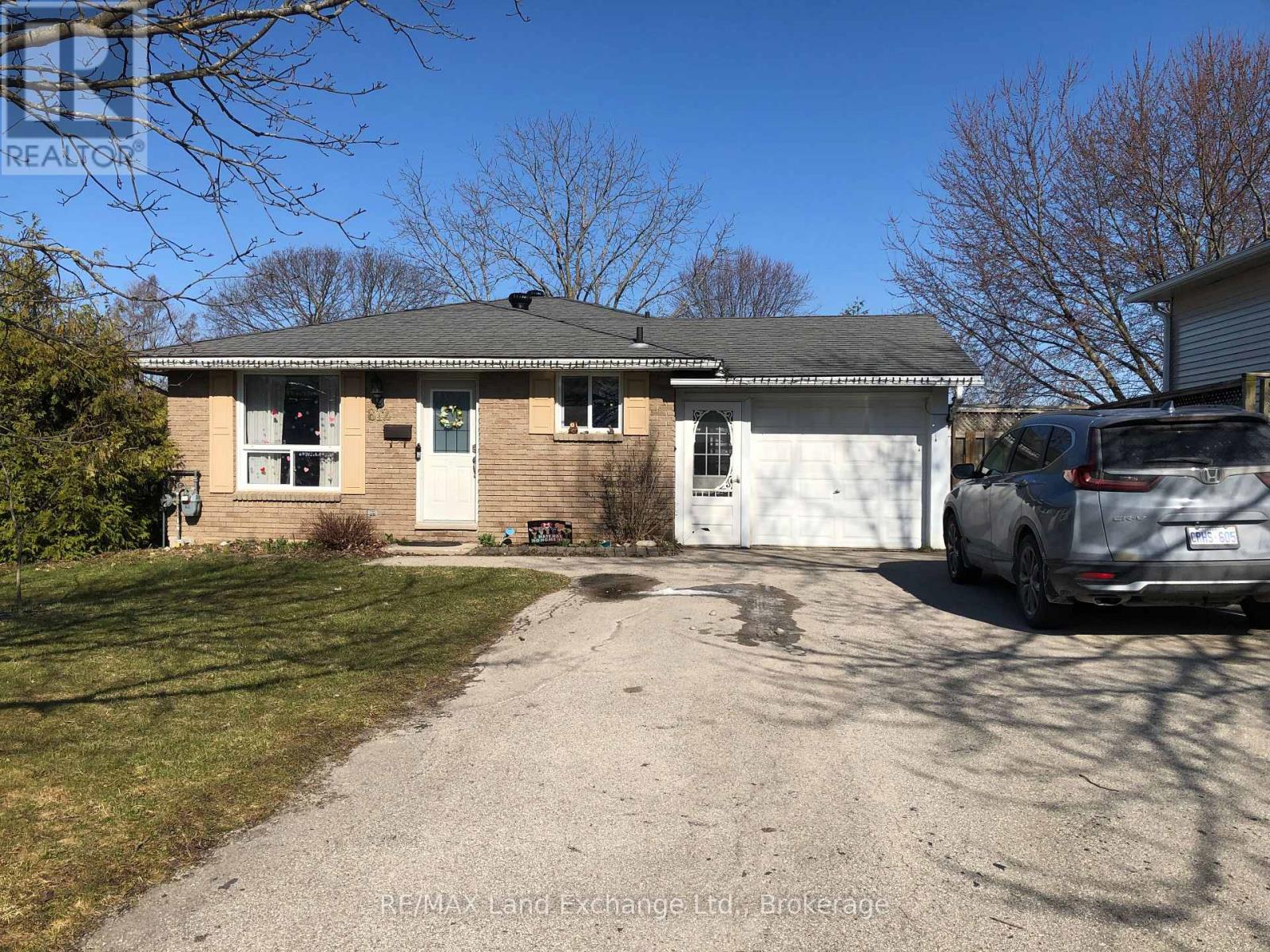 812 Walsh Street, Kincardine, Ontario  N2Z 1P4 - Photo 18 - X12970880