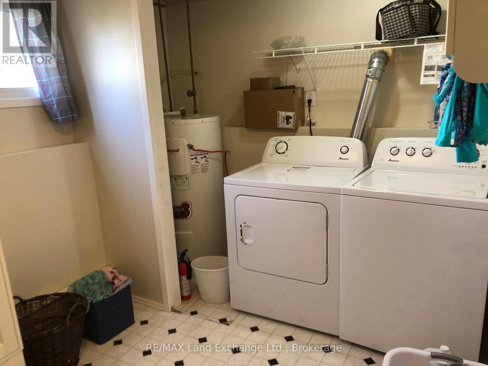 812 Walsh Street, Kincardine, Ontario  N2Z 1P4 - Photo 14 - X12970880