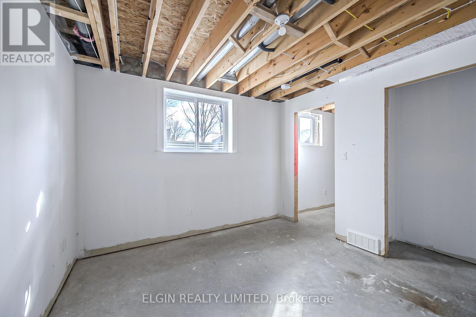 39349 Fingal Line, Southwold, Ontario  N5P 3S5 - Photo 42 - X12971454