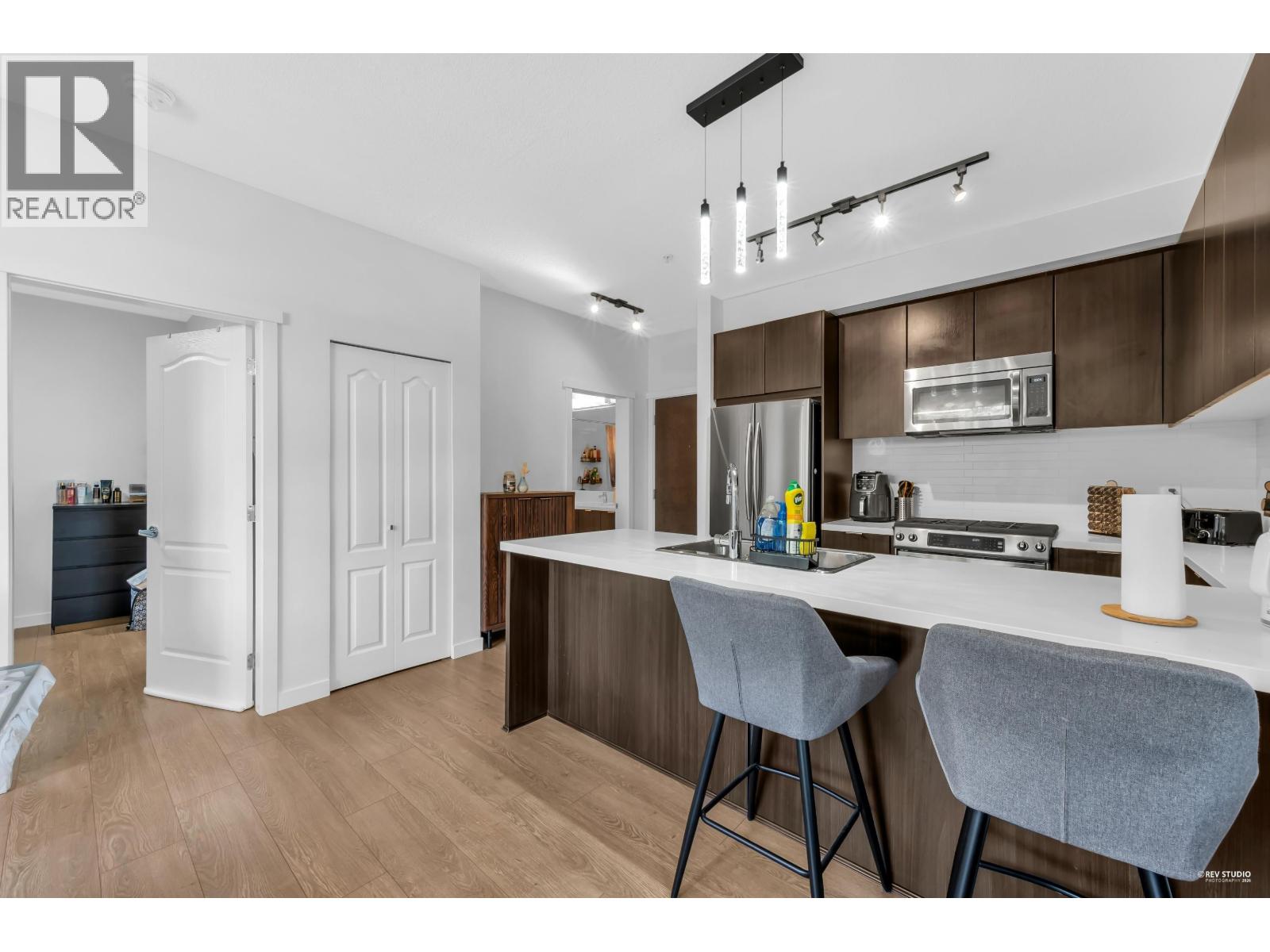 111 1135 Windsor Mews, Coquitlam, British Columbia  V3B 0L2 - Photo 13 - R3107995