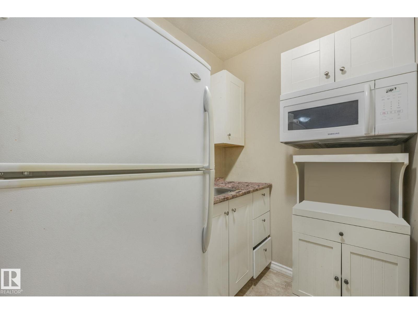 #2 11813 43 St NW, Edmonton, Alberta  T5W 2P3 - Photo 32 - E4471577