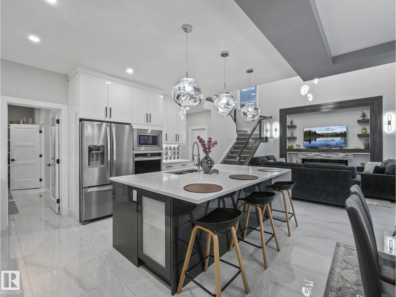 4703 41 St, Beaumont, Alberta  T4X 2A8 - Photo 10 - E4480454