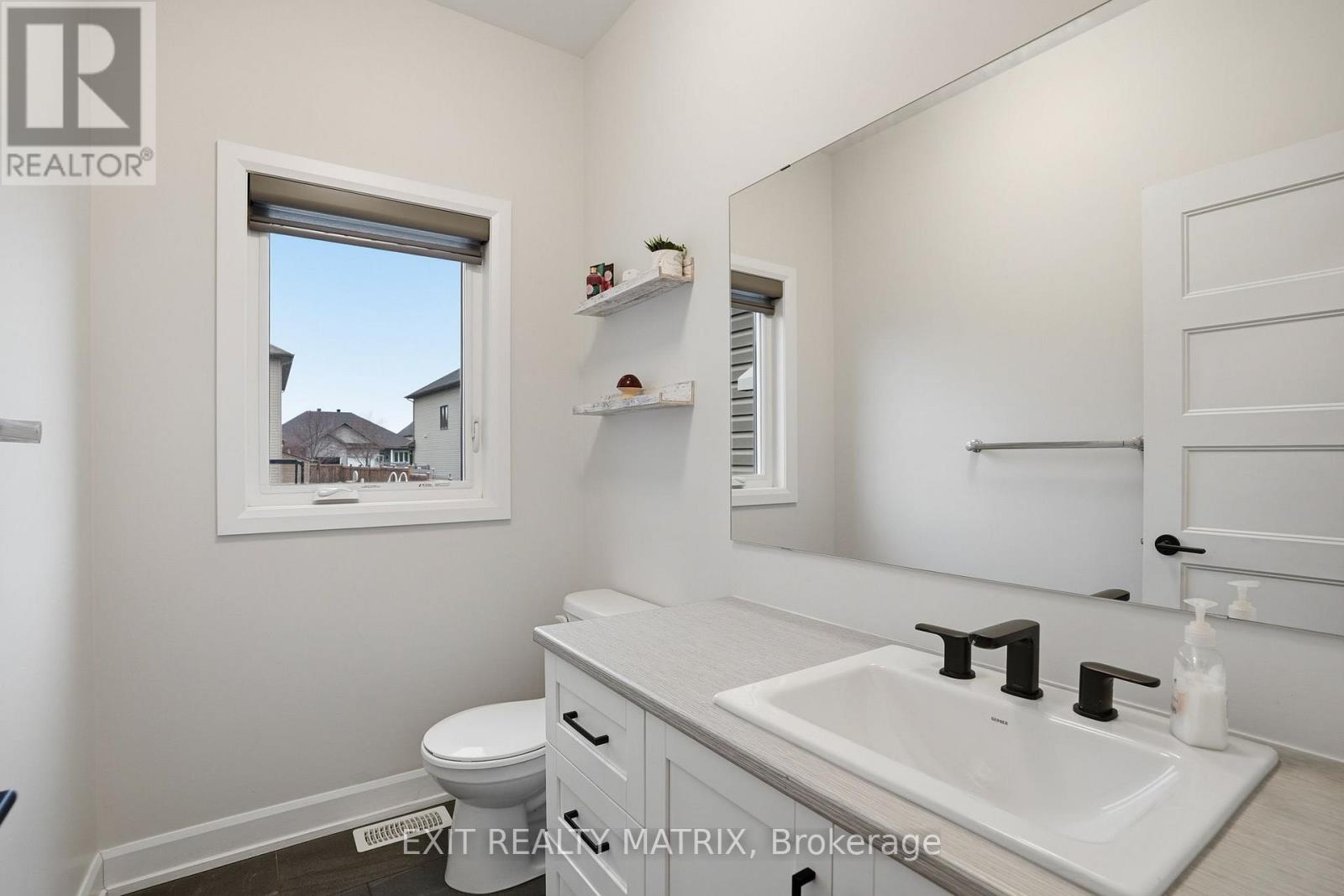 129 Lyon Street, Russell, Ontario  K0A 1W0 - Photo 17 - X12971540