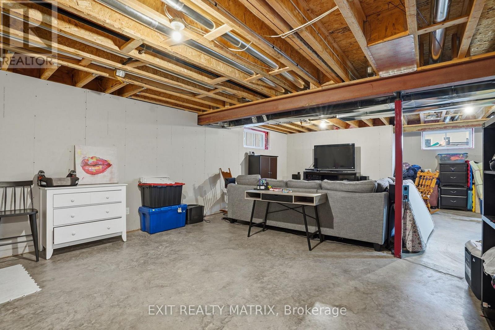 129 Lyon Street, Russell, Ontario  K0A 1W0 - Photo 29 - X12971540