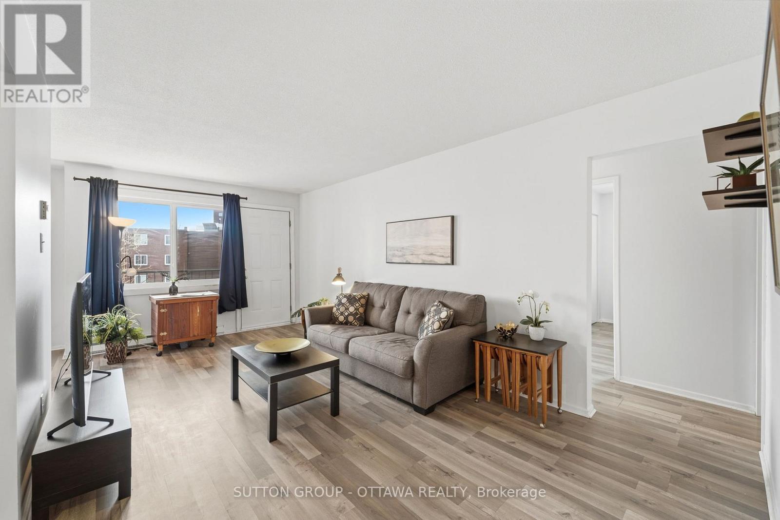 308b - 2041 Arrowsmith Drive, Ottawa, Ontario K1J 7V7 - Photo 6 - X12971602