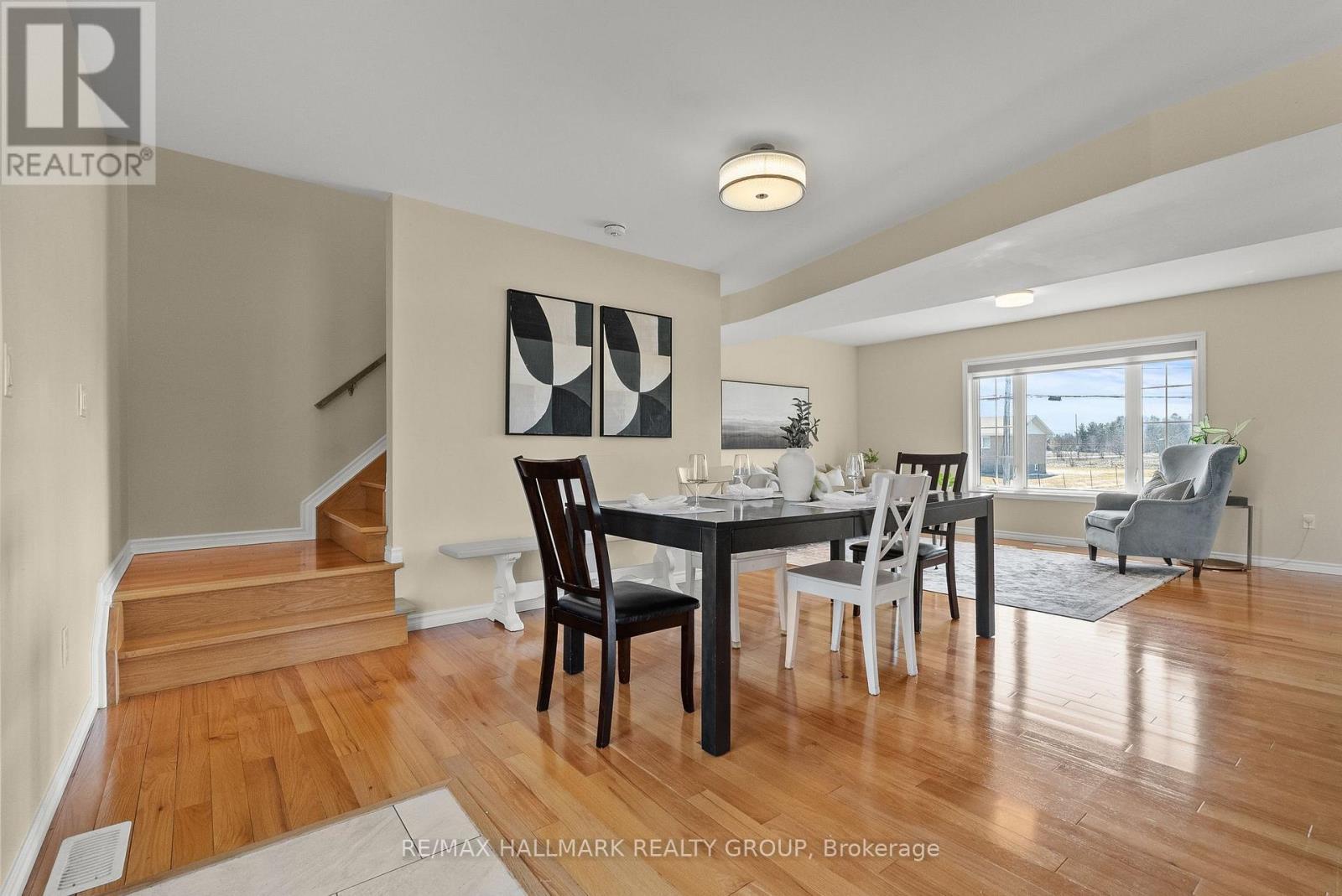 2431 Dunning Road, Ottawa, Ontario  K4C 1L8 - Photo 4 - X12971688