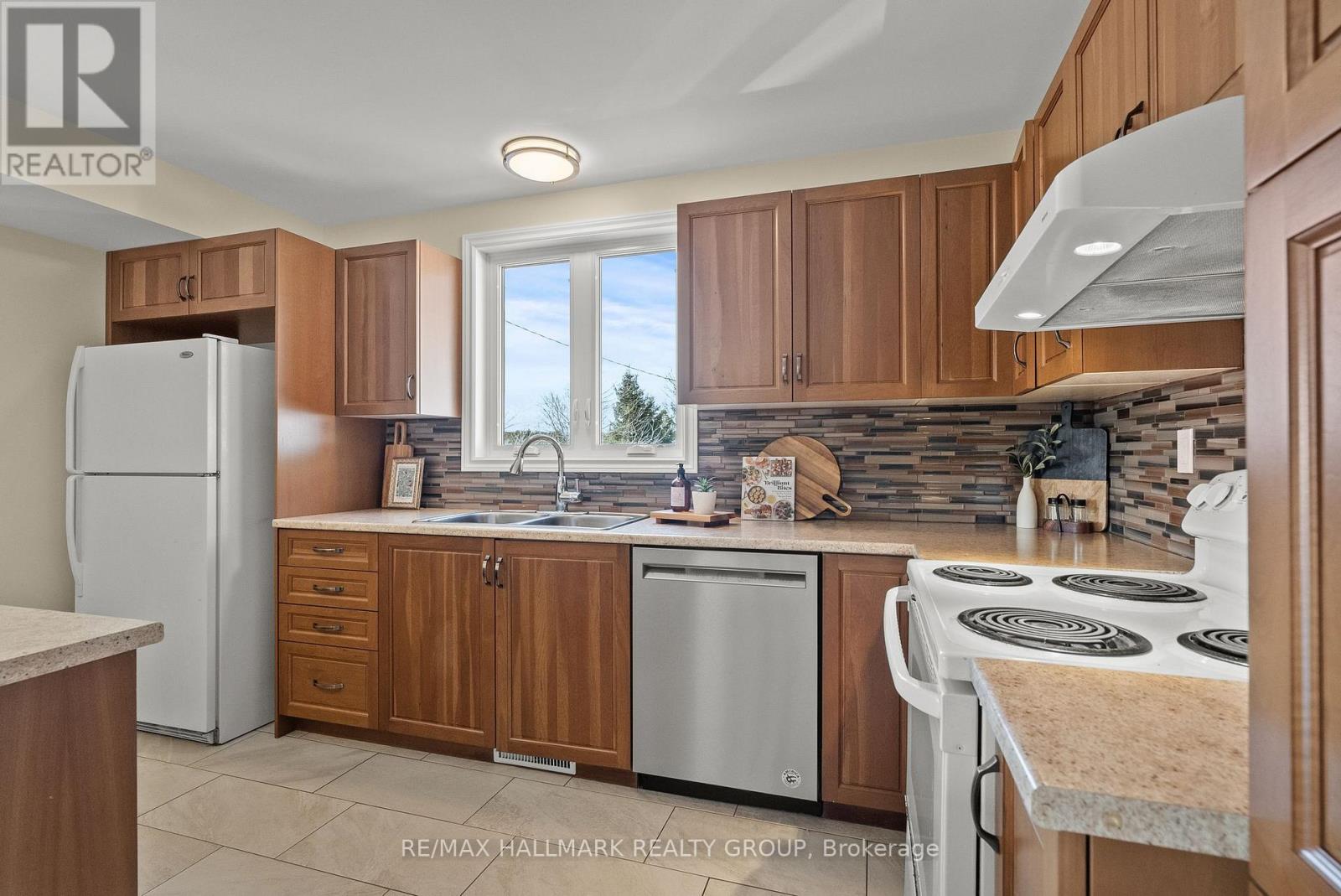 2431 Dunning Road, Ottawa, Ontario  K4C 1L8 - Photo 6 - X12971688