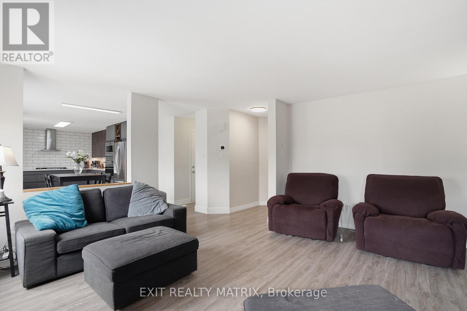 127 Marshfield Street, Ottawa, Ontario  K4A 4N1 - Photo 10 - X12971712