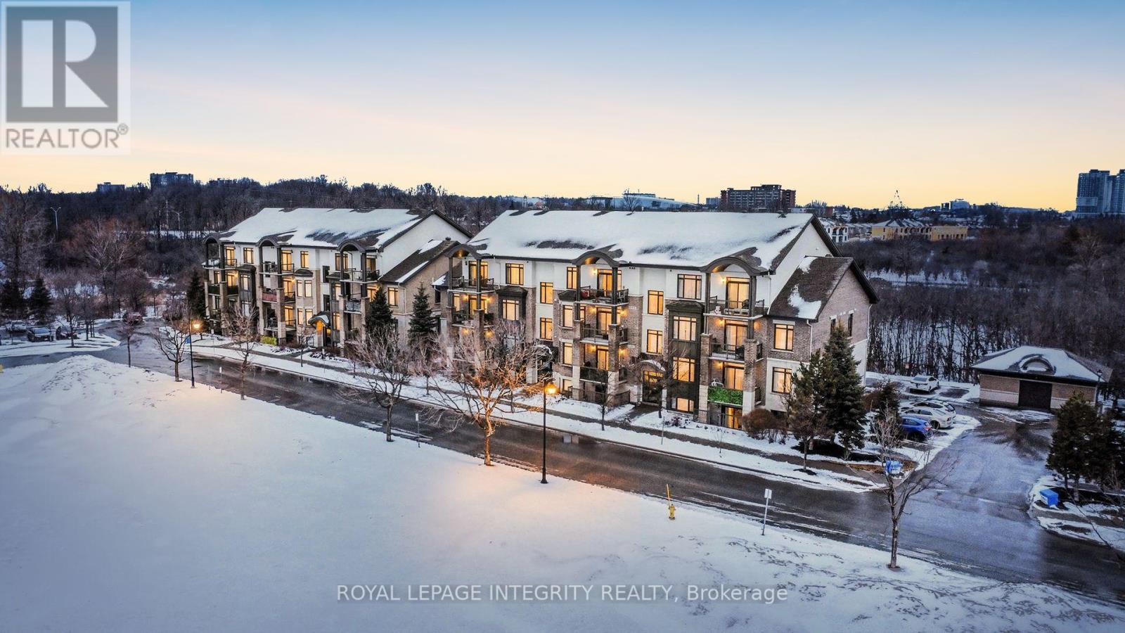 303 - 705 Beauparc Private, Ottawa, Ontario  K1J 0B6 - Photo 2 - X12971742