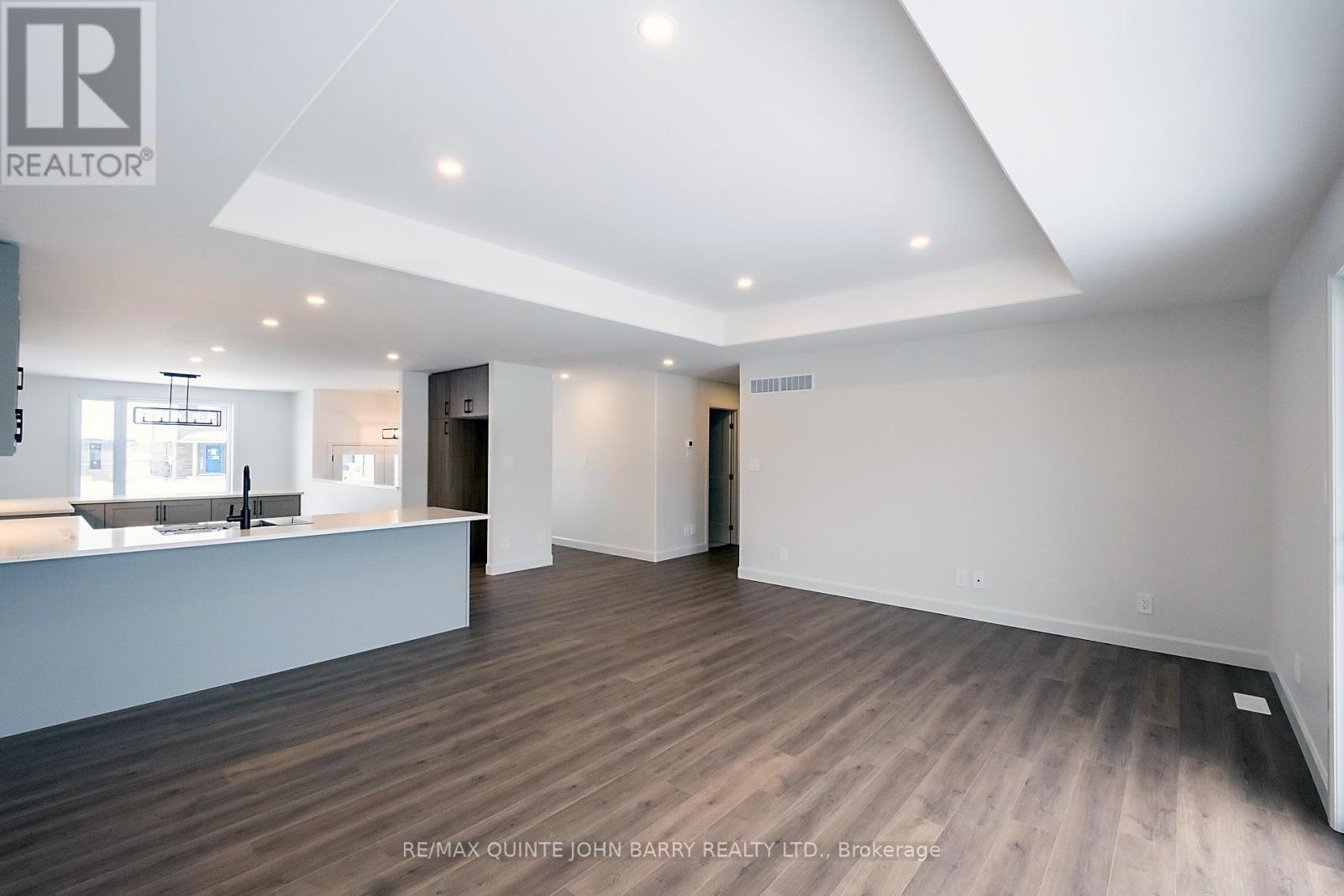 Lot 4 - 8 Parkland Circle, Quinte West, Ontario  K8V 0R4 - Photo 16 - X12662202