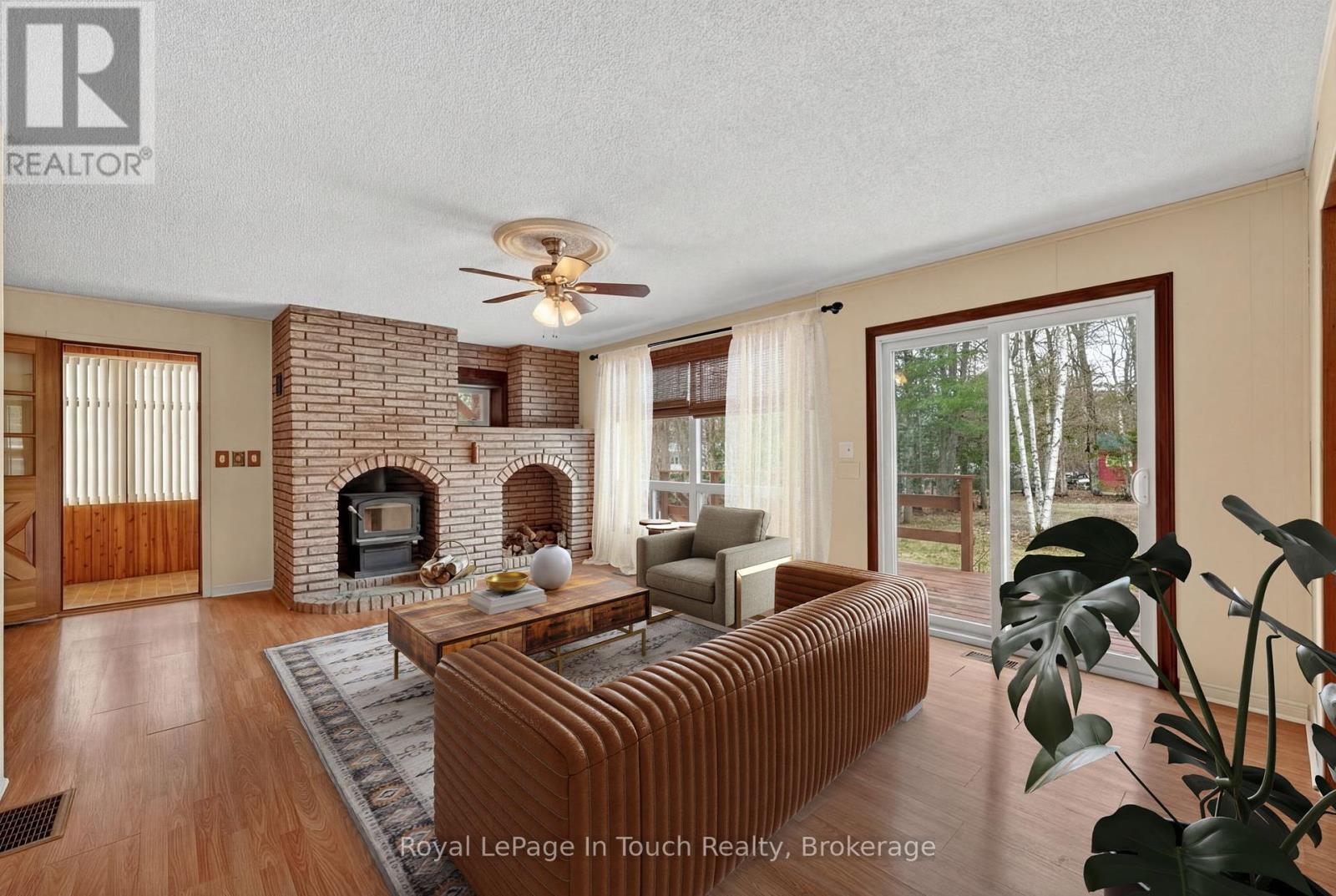 23 Duquette Court, Tiny, Ontario  L9M 0H3 - Photo 7 - S12971464