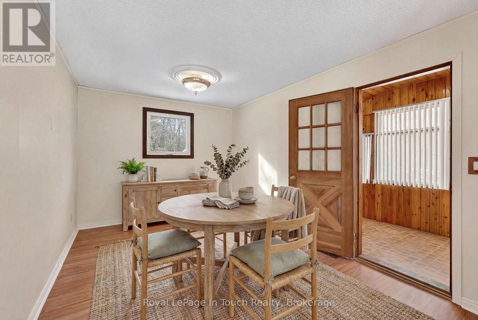 23 Duquette Court, Tiny, Ontario  L9M 0H3 - Photo 9 - S12971464