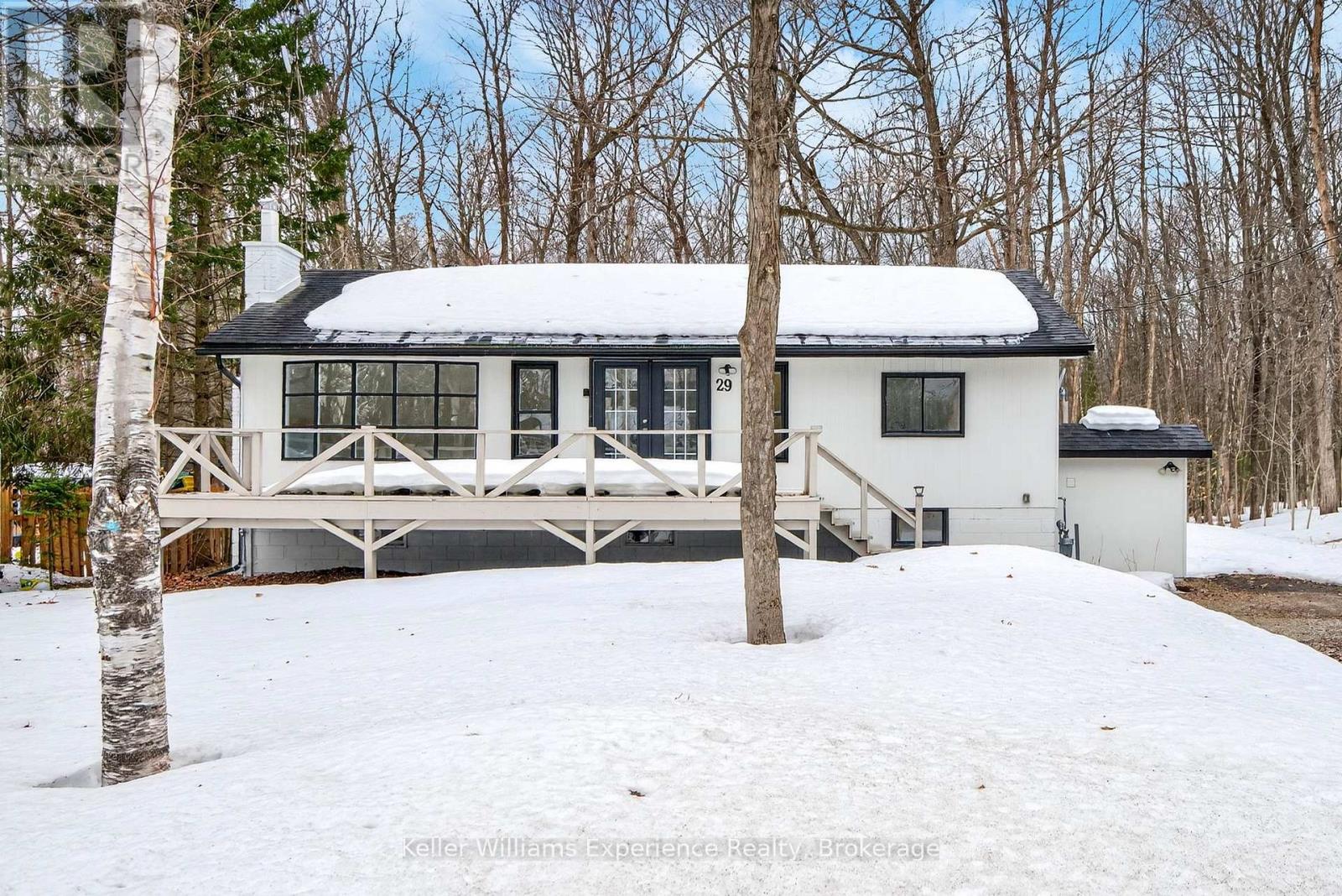 29 NIDA DRIVE, Tiny, Ontario