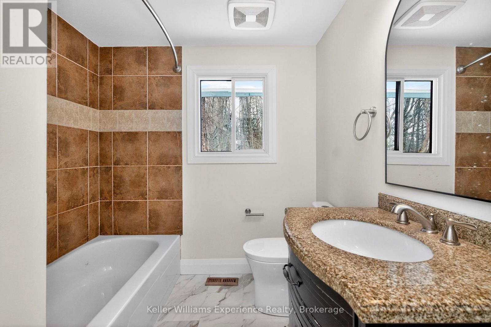 29 Nida Drive, Tiny, Ontario  L9M 0B3 - Photo 16 - S12971734