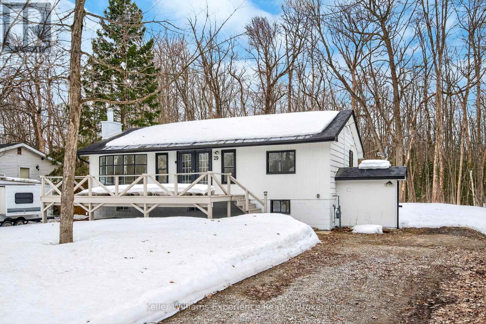 29 Nida Drive, Tiny, Ontario  L9M 0B3 - Photo 2 - S12971734